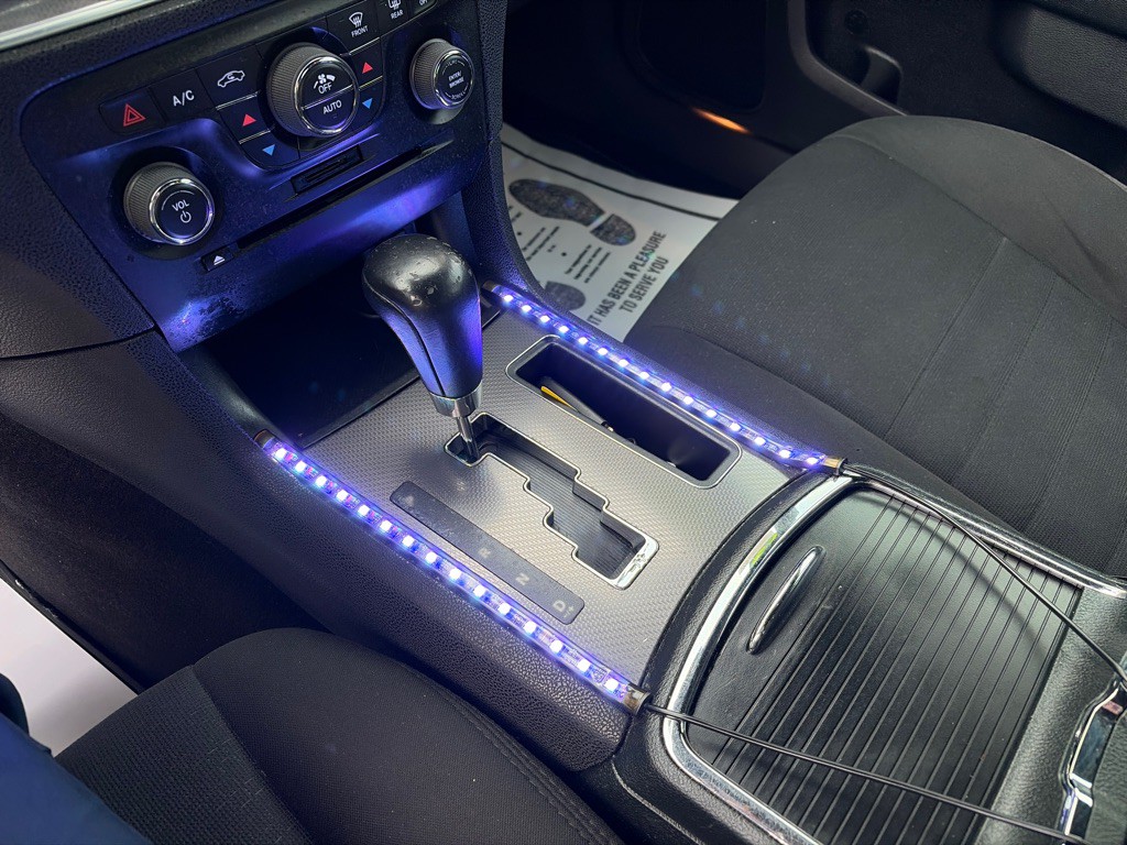 2013 Dodge Charger Image 29