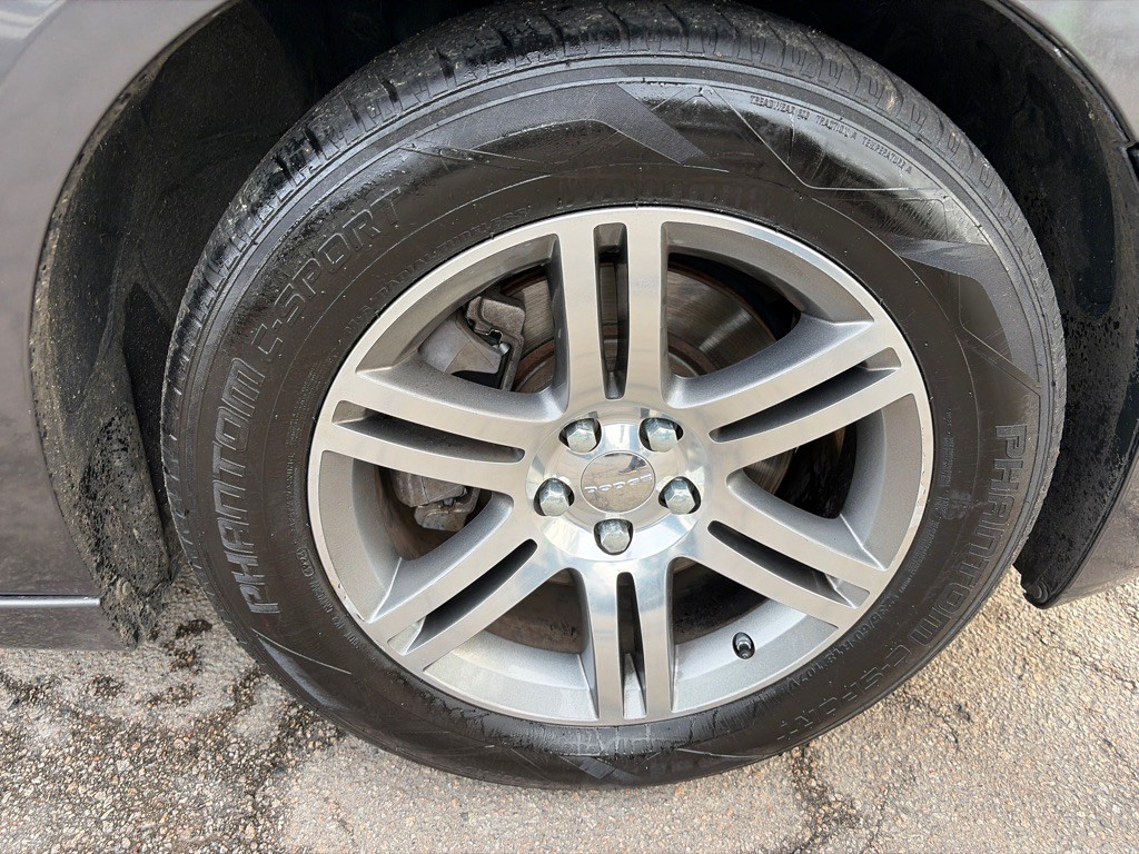 2013 Dodge Charger Image 38