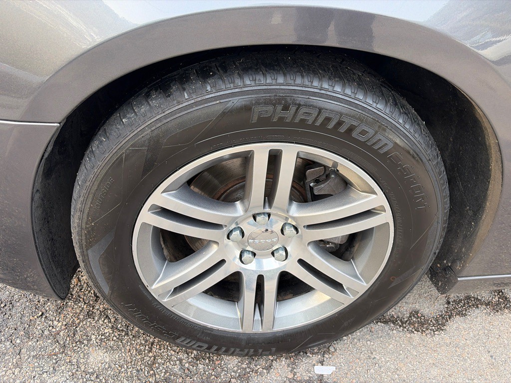 2013 Dodge Charger Image 41