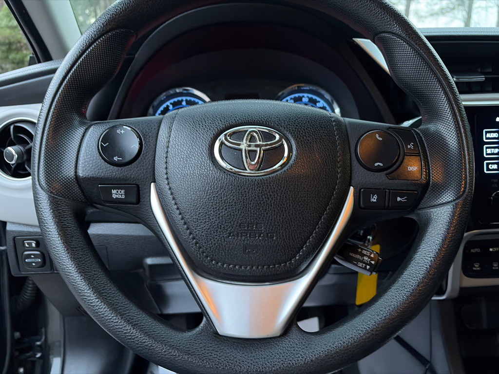 2017 Toyota Corolla Image 10