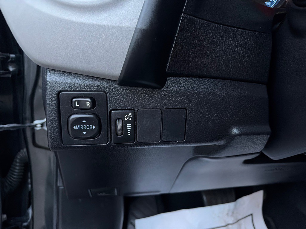 2017 Toyota Corolla Image 14