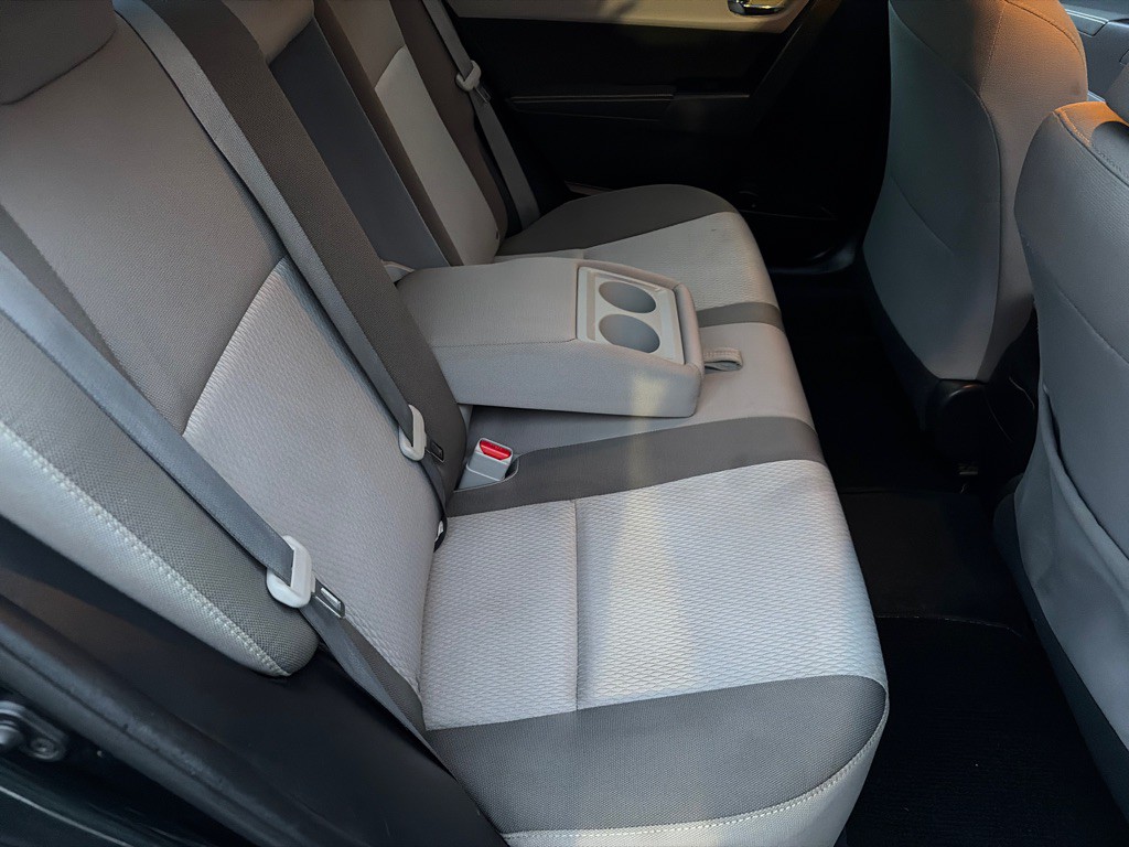 2017 Toyota Corolla Image 20