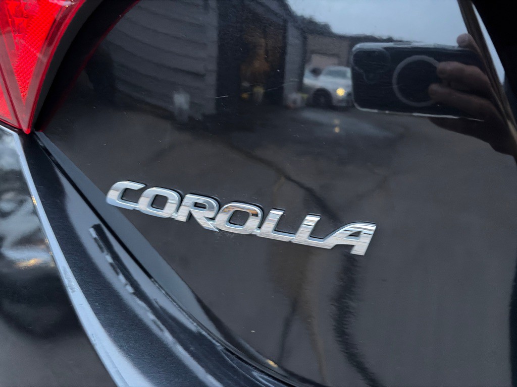 2017 Toyota Corolla Image 27