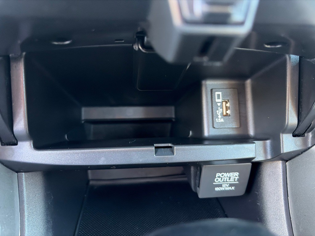 2016 Honda Accord Image 29