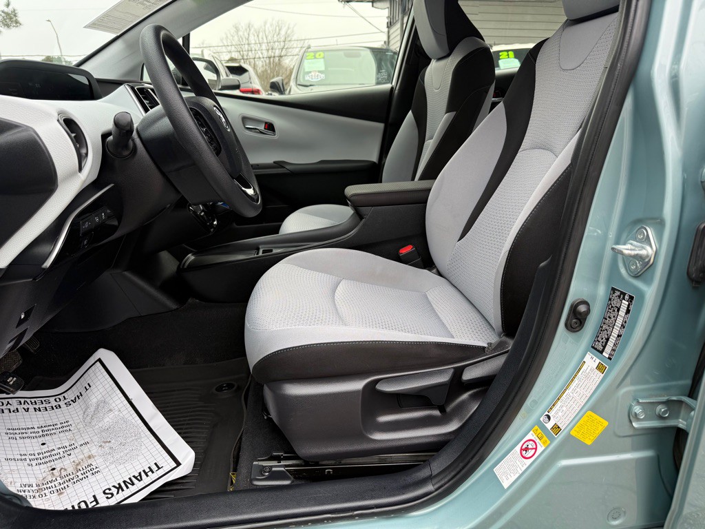 2021 Toyota Prius Image 14