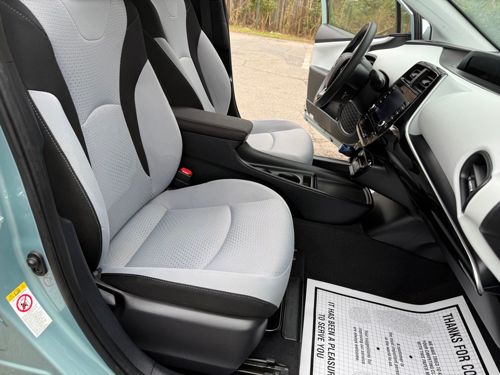 2021 Toyota Prius Image 37