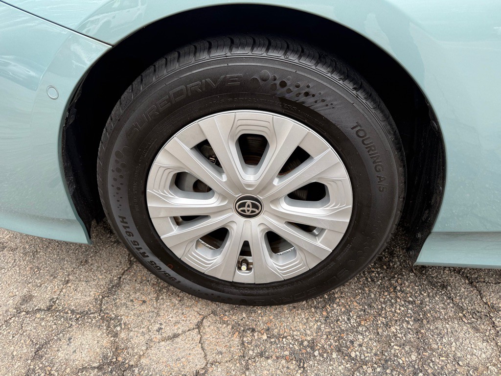 2021 Toyota Prius Image 40