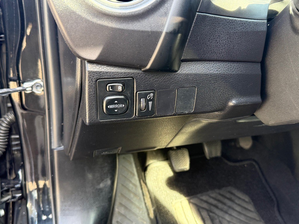 2017 Toyota Corolla Image 14