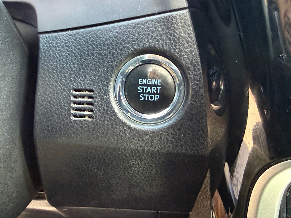 2017 Toyota Corolla Image 15