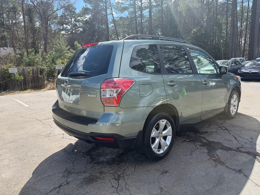 2015 Subaru Forester Image 5