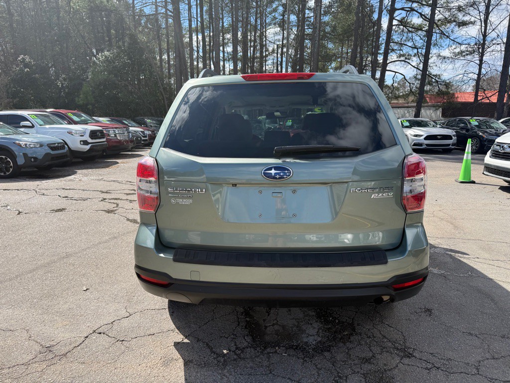 2015 Subaru Forester Image 6