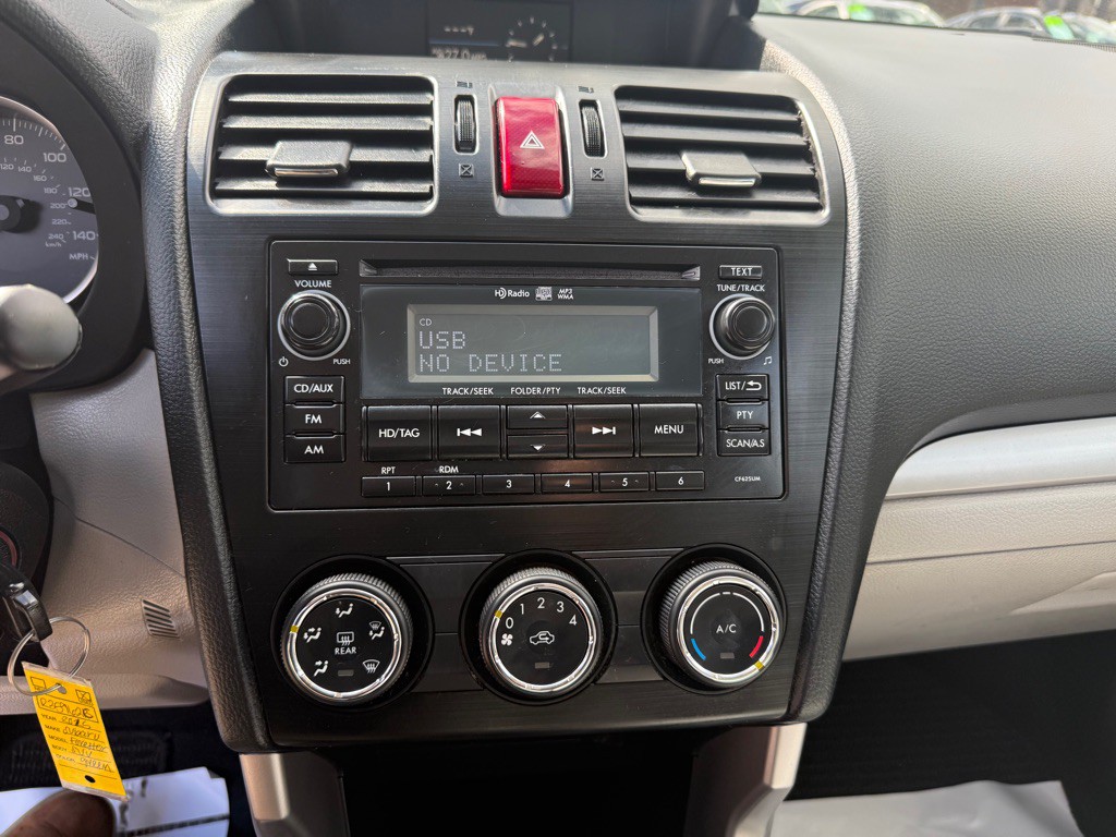 2015 Subaru Forester Image 15