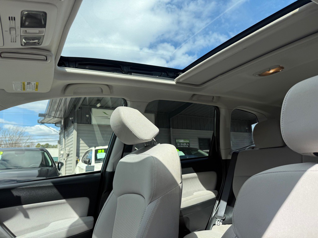 2015 Subaru Forester Image 25