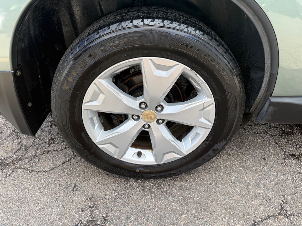 2015 Subaru Forester Image 38