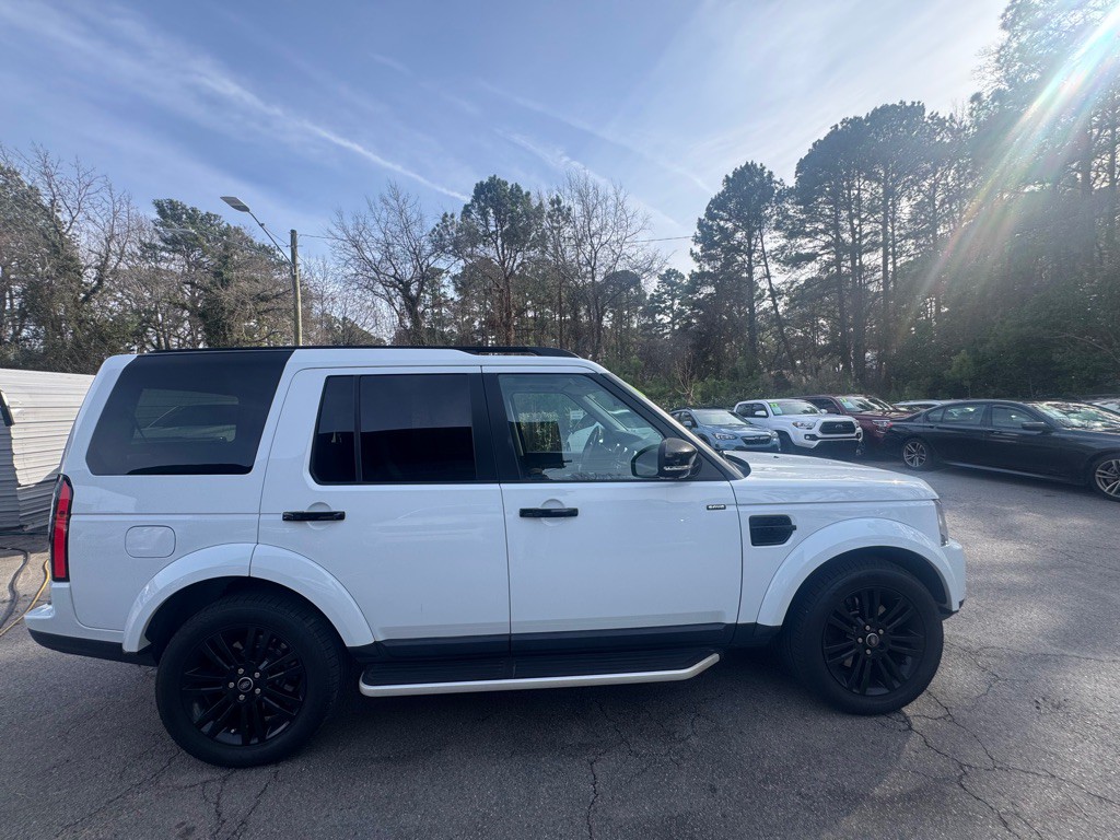 2015 Land Rover LR4 Image 7