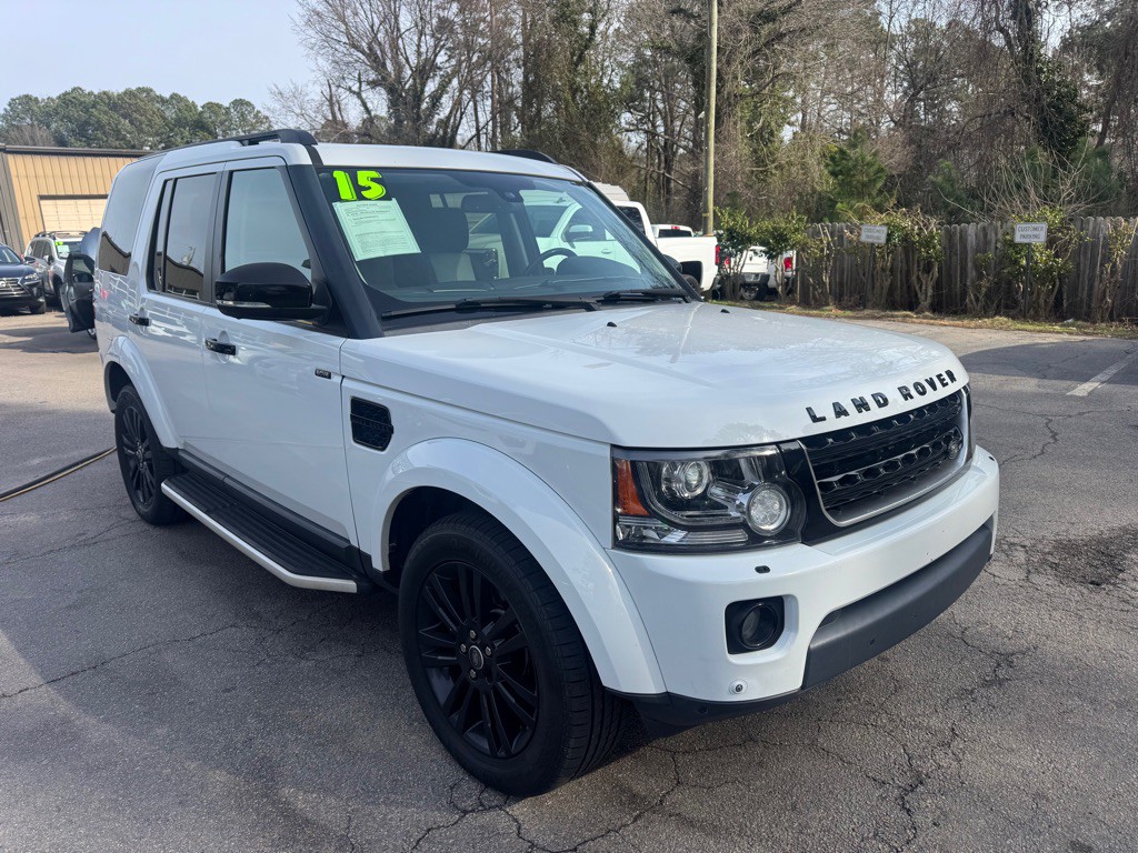 2015 Land Rover LR4 Image 8