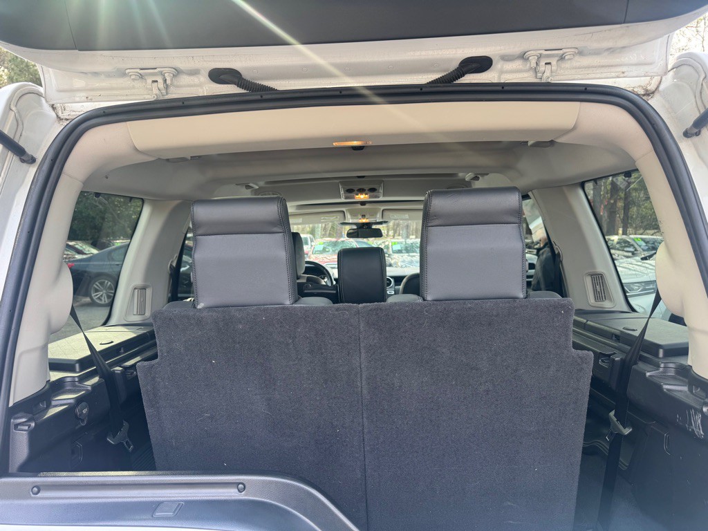 2015 Land Rover LR4 Image 35