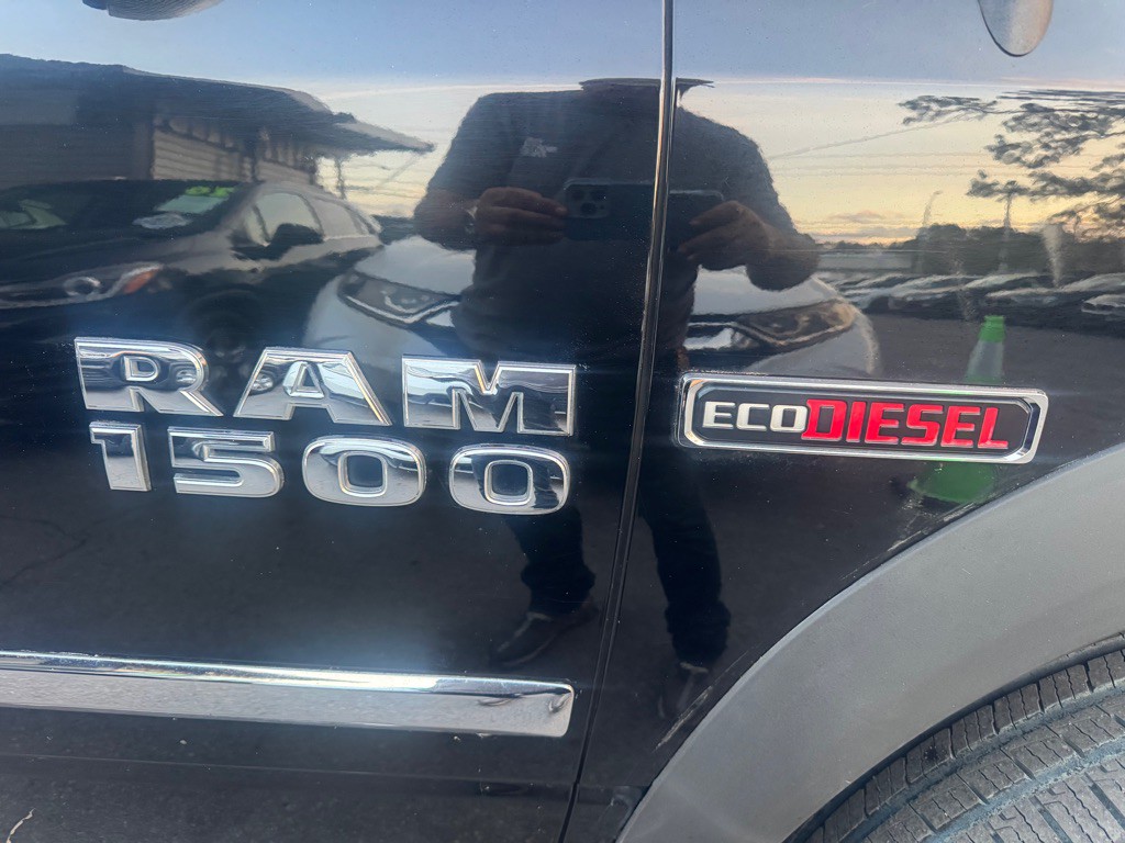 2015 RAM 1500 Image 9