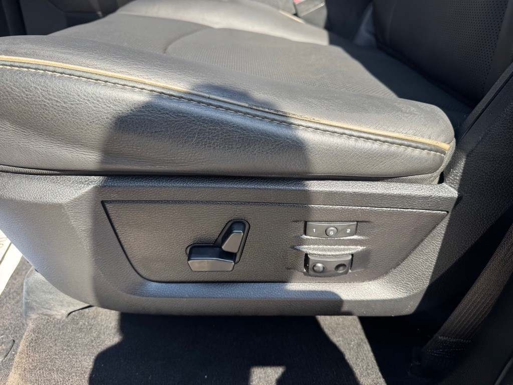 2015 RAM 1500 Image 30