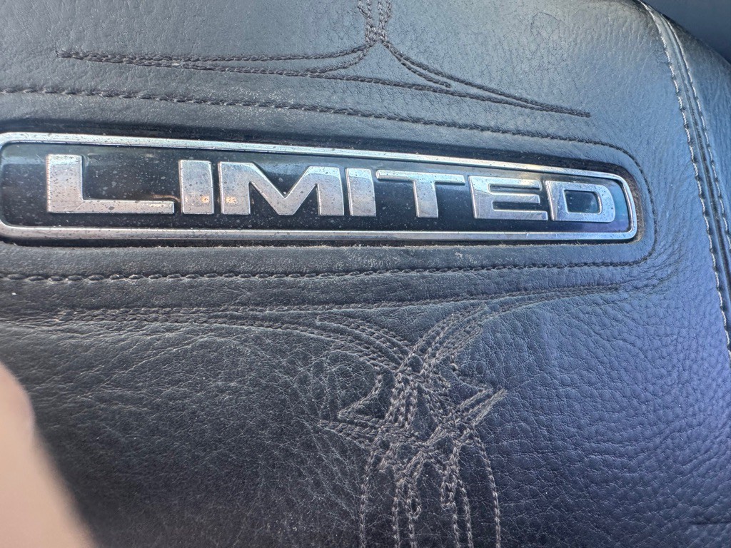 2015 RAM 1500 Image 32