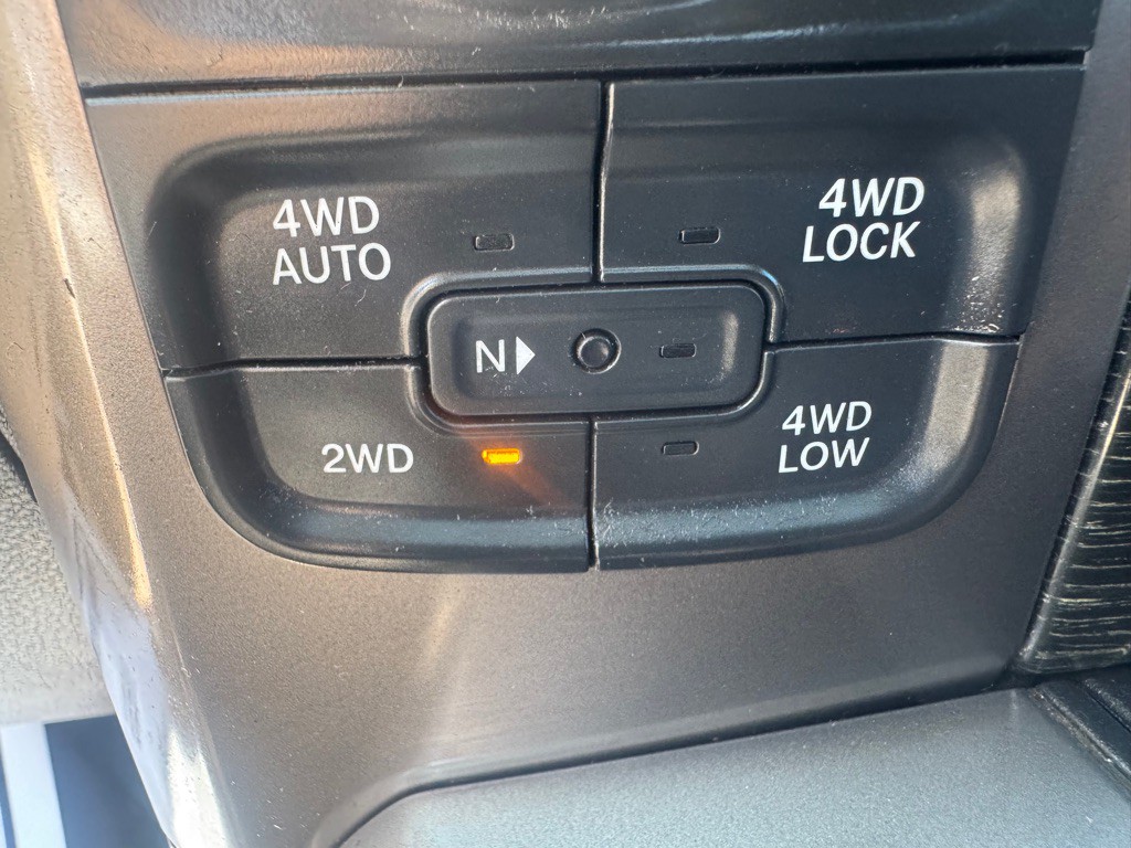 2015 RAM 1500 Image 36