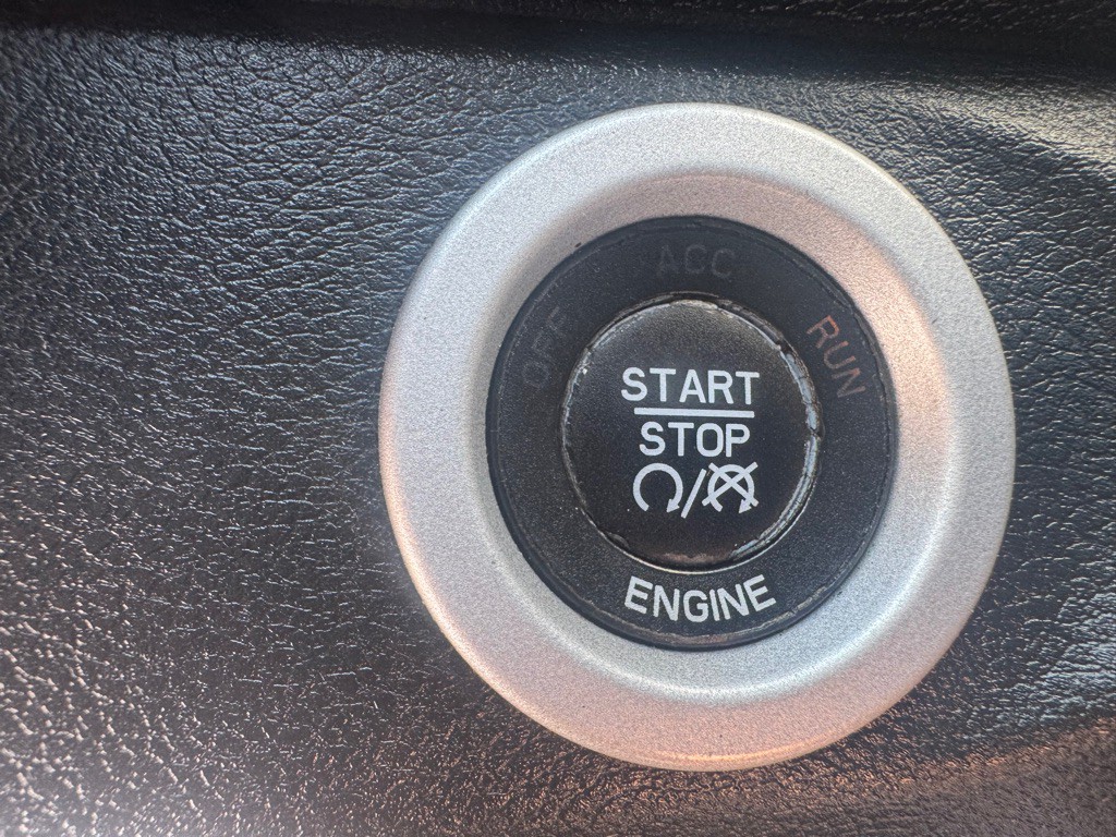 2015 RAM 1500 Image 37