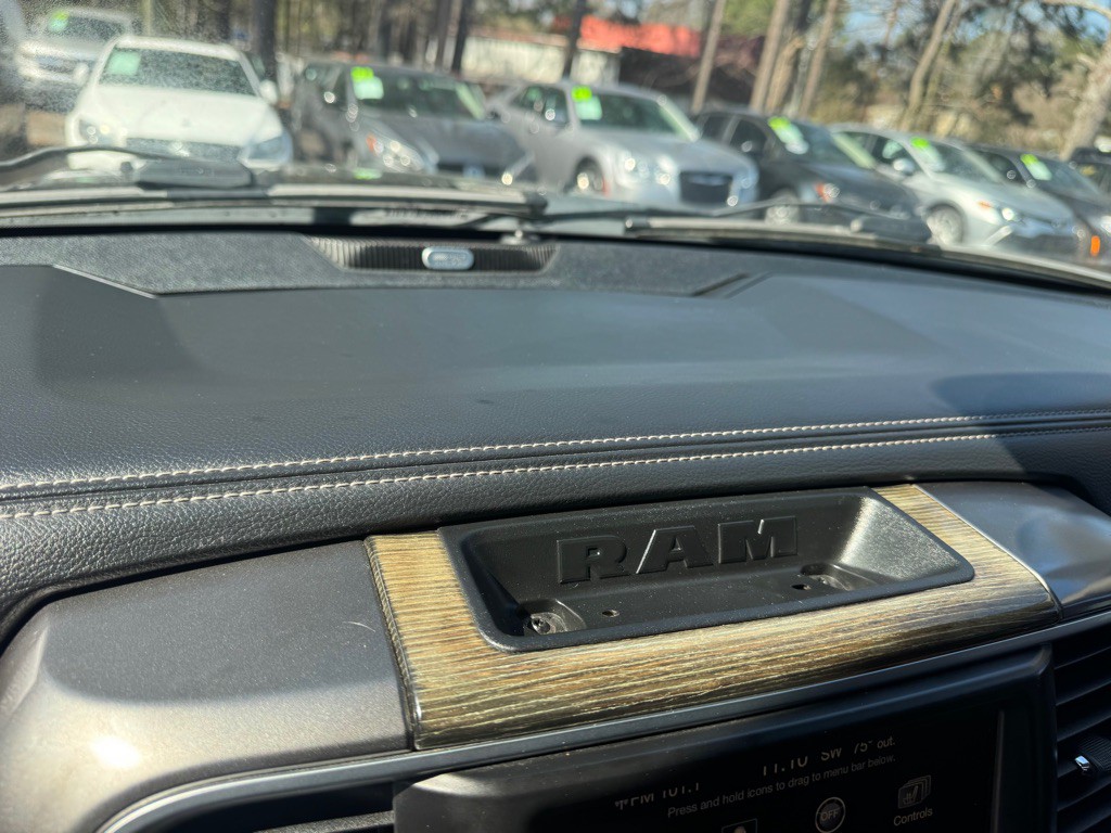 2015 RAM 1500 Image 39