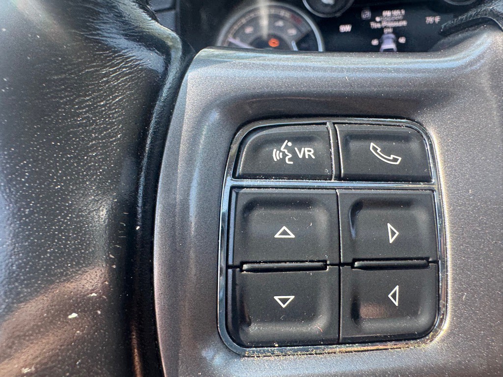 2015 RAM 1500 Image 43