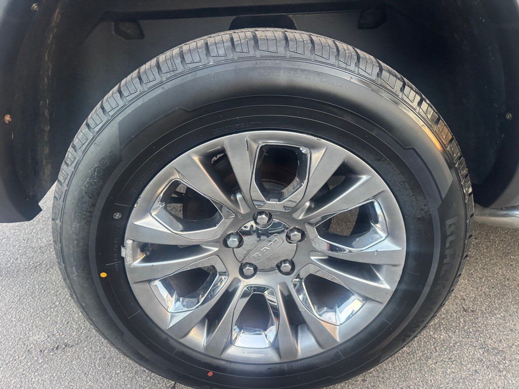 2015 RAM 1500 Image 62