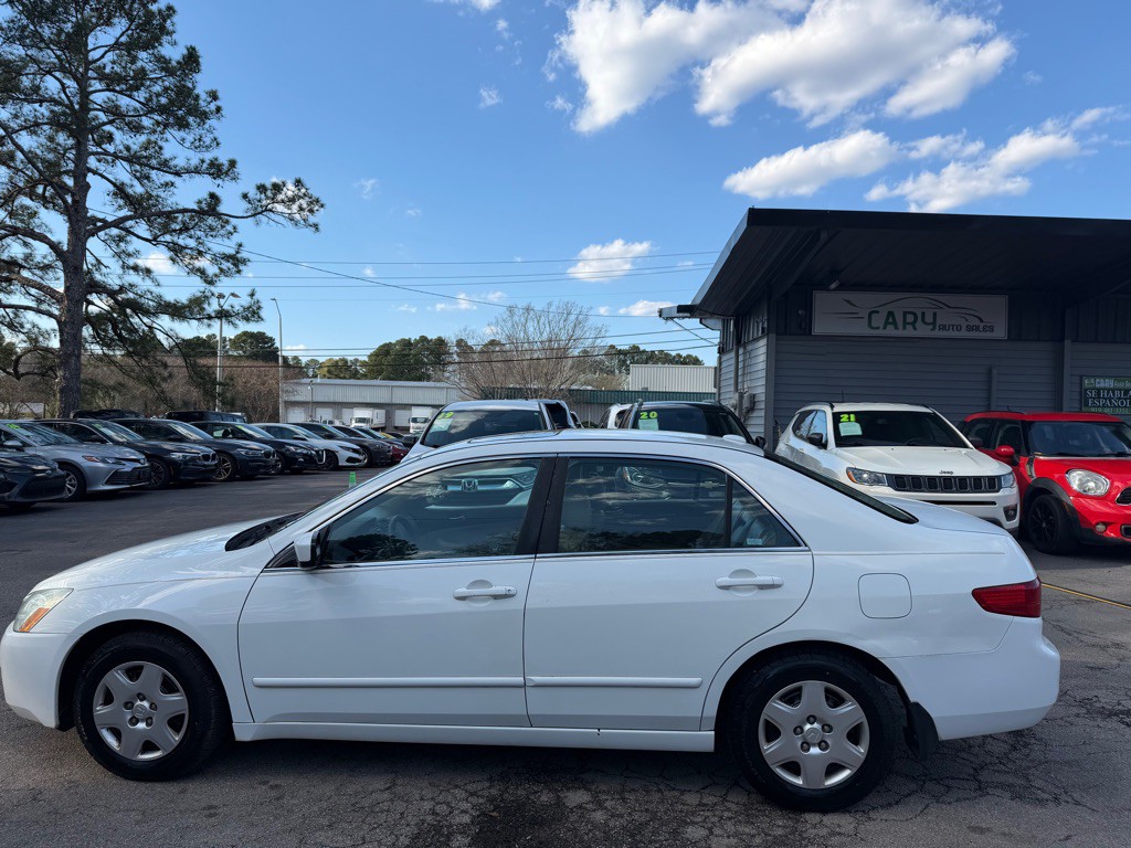 2005 Honda Accord Image 3
