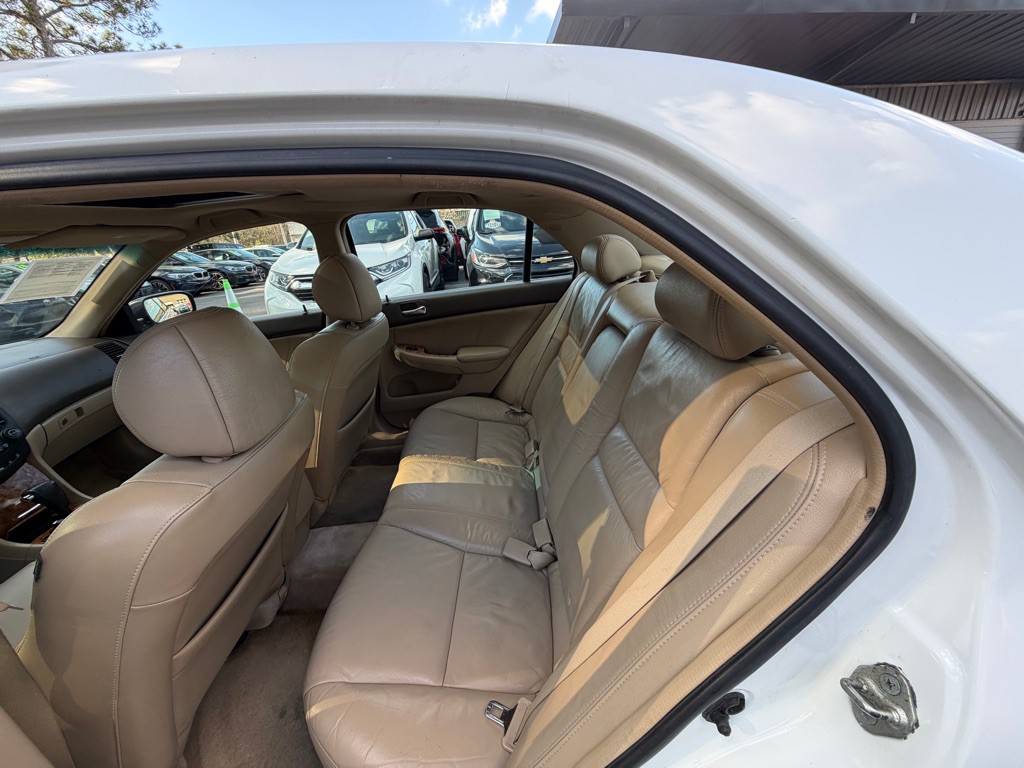 2005 Honda Accord Image 31