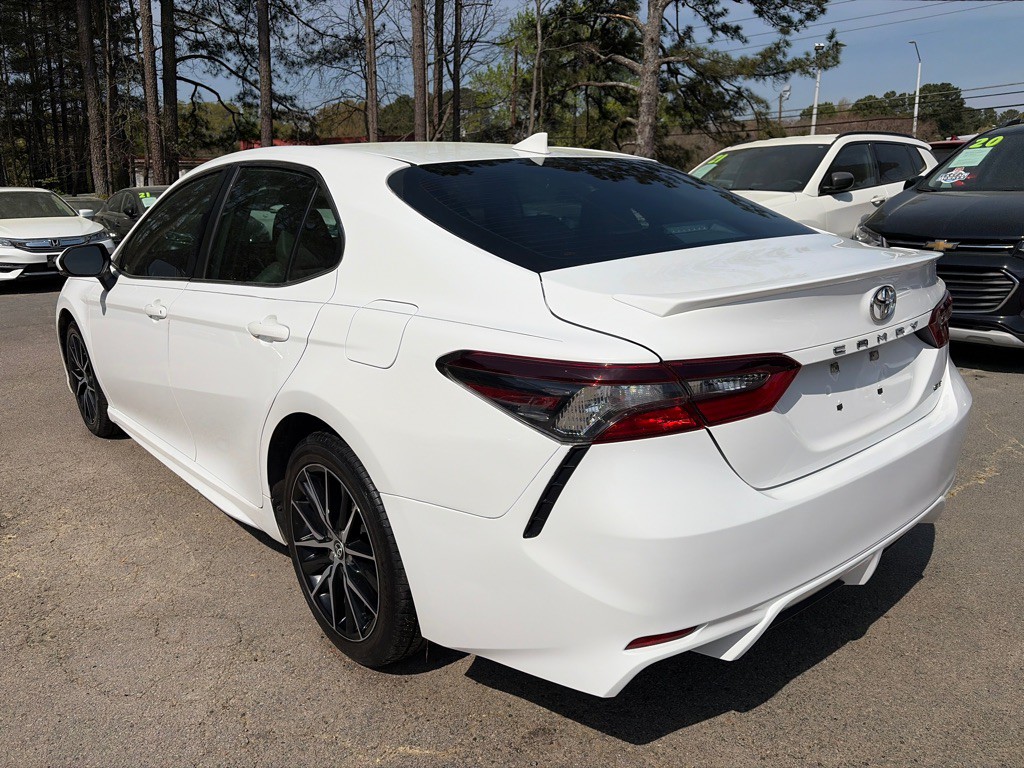 2022 Toyota Camry Image 6
