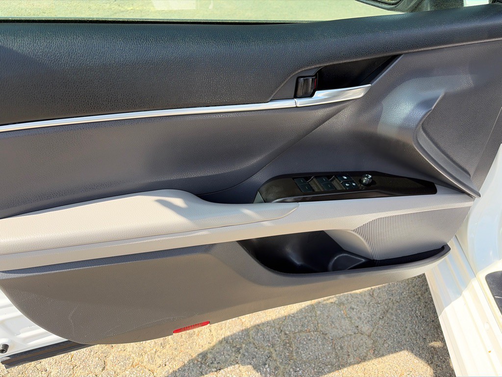 2022 Toyota Camry Image 12