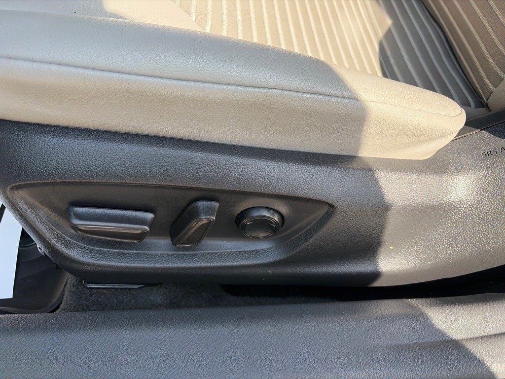 2022 Toyota Camry Image 13