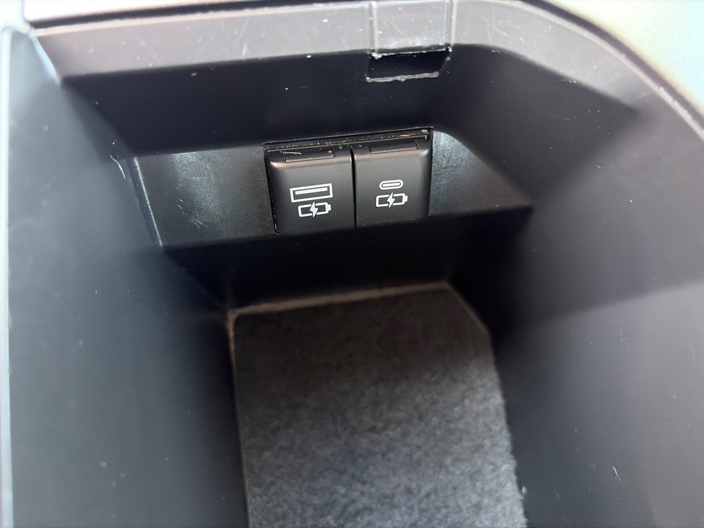 2022 Toyota Camry Image 22