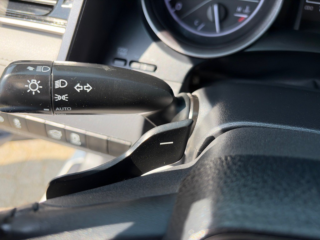 2022 Toyota Camry Image 25