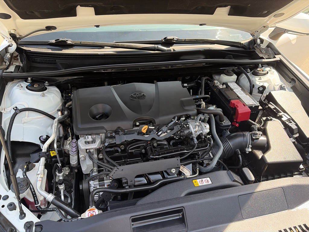 2022 Toyota Camry Image 32