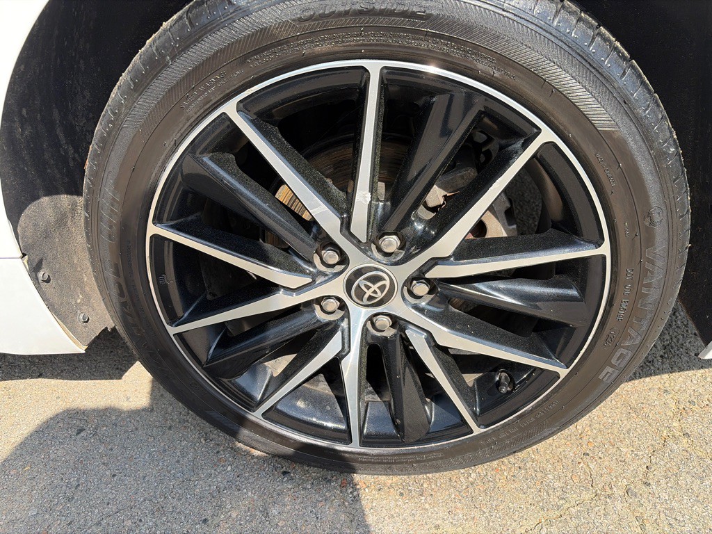 2022 Toyota Camry Image 34