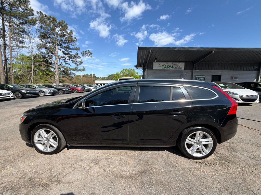 2015 Volvo V60 Image 7