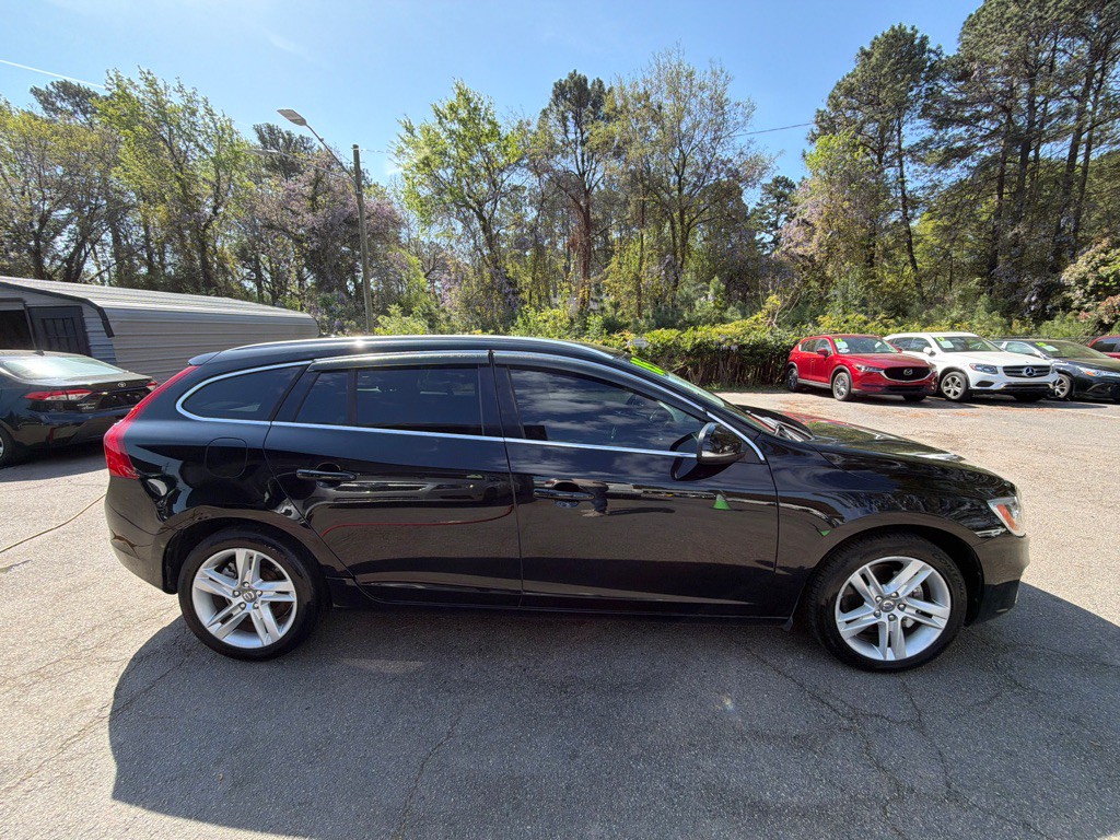 2015 Volvo V60 Image 8
