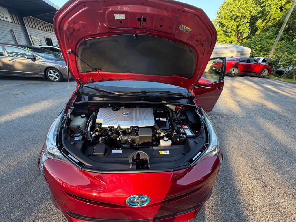 2016 Toyota Prius Image 37