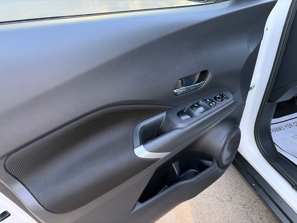 2021 Nissan Kicks Image 9