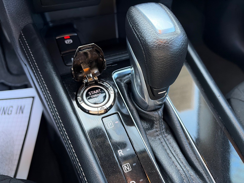 2021 Nissan Kicks Image 16