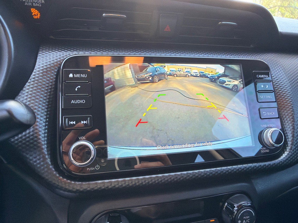 2021 Nissan Kicks Image 17