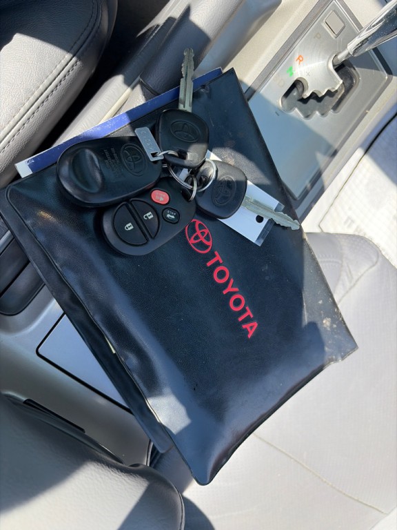 2008 Toyota Camry Image 29
