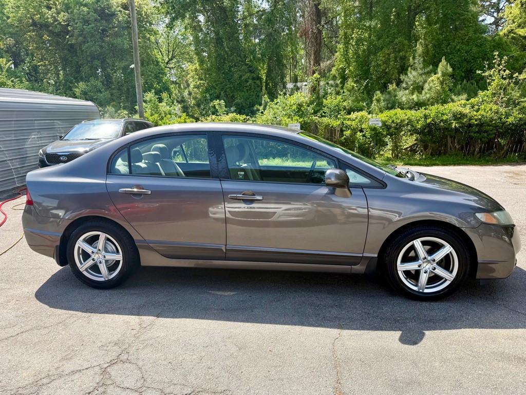 2011 Honda Civic Image 6