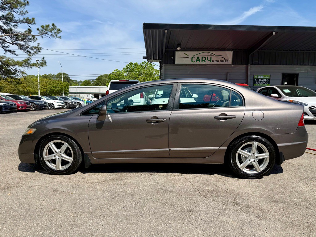 2011 Honda Civic Image 11