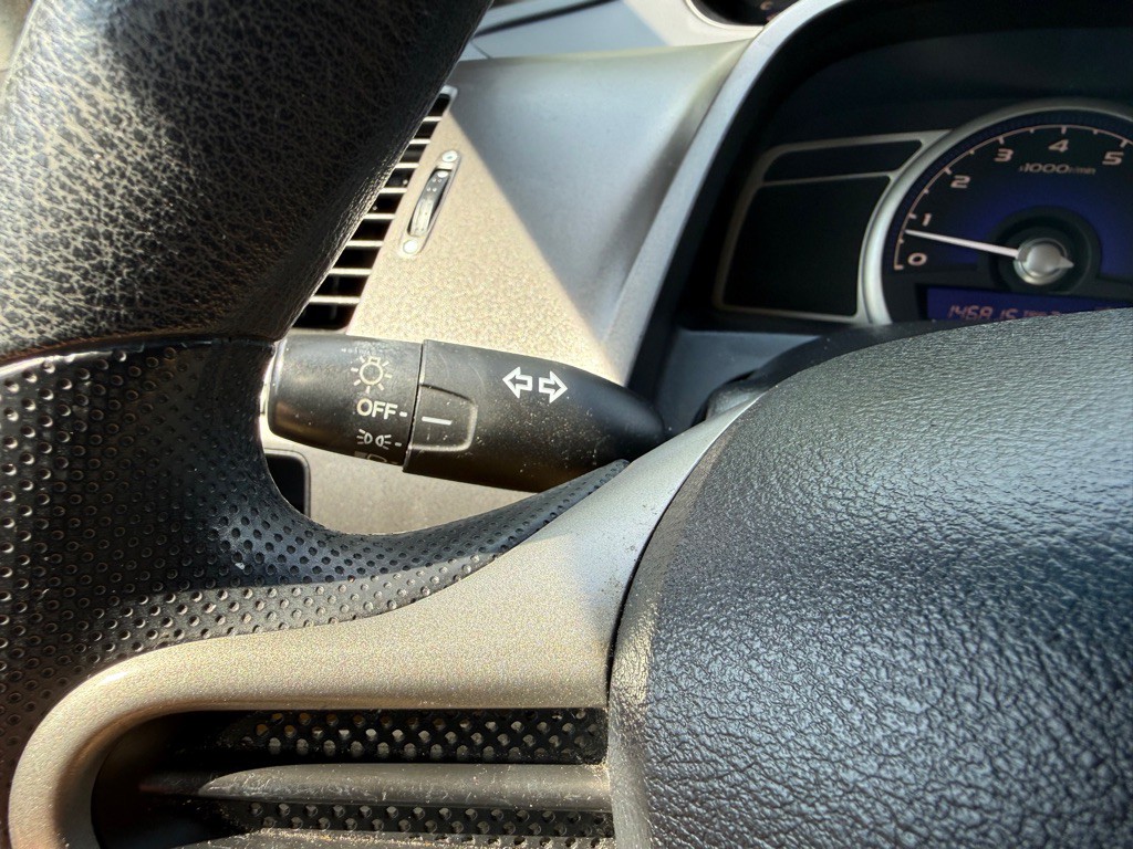 2011 Honda Civic Image 23