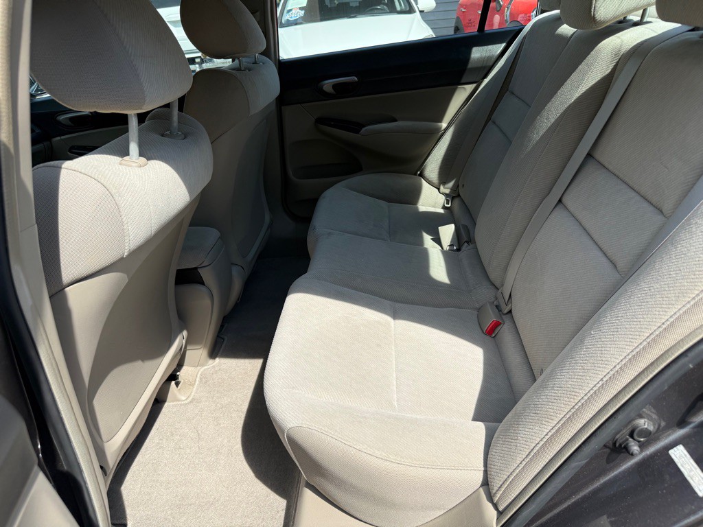 2011 Honda Civic Image 31