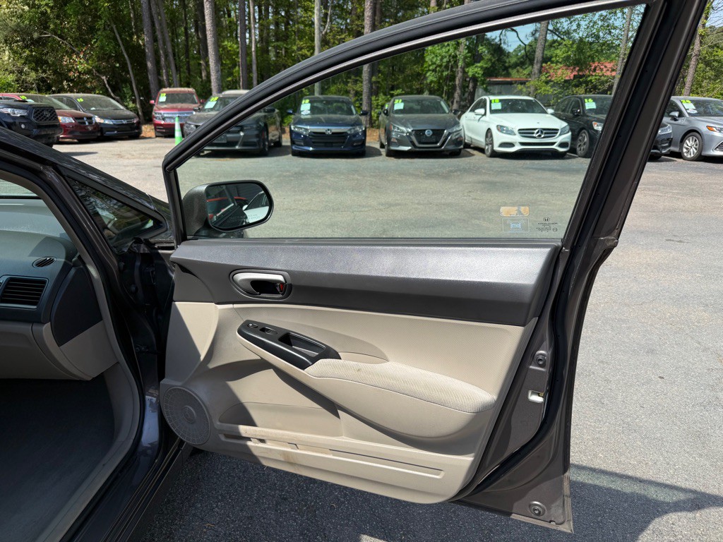 2011 Honda Civic Image 34